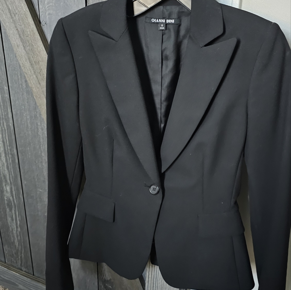 Gianni Bini Black Blazer Never Worn Size 0